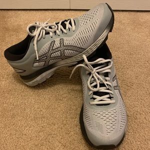 ASICS Gel-Kayano 25 Women’s Size 9